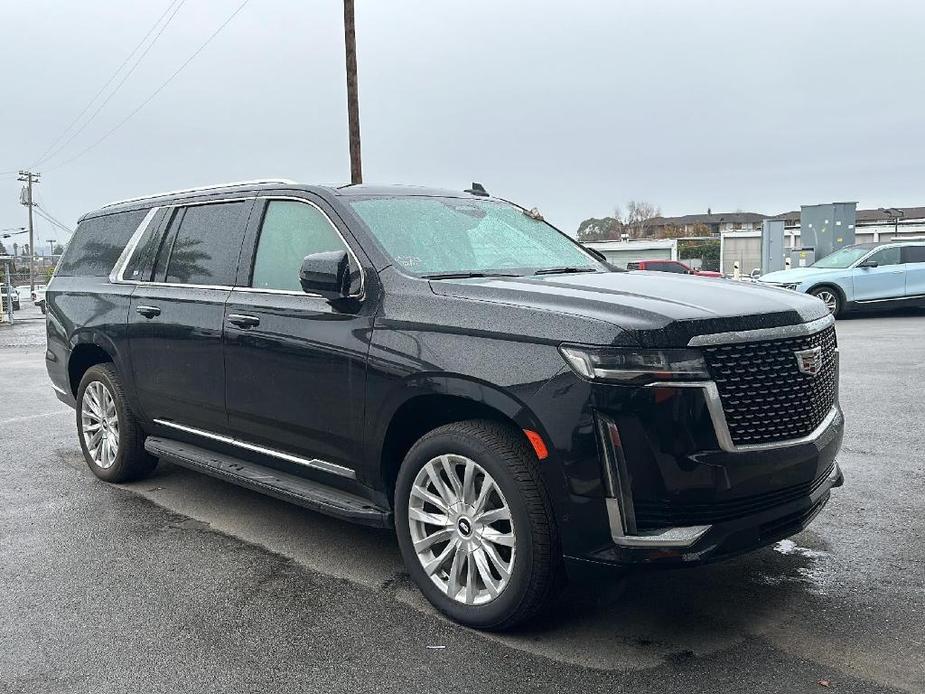 used 2023 Cadillac Escalade ESV car, priced at $59,980