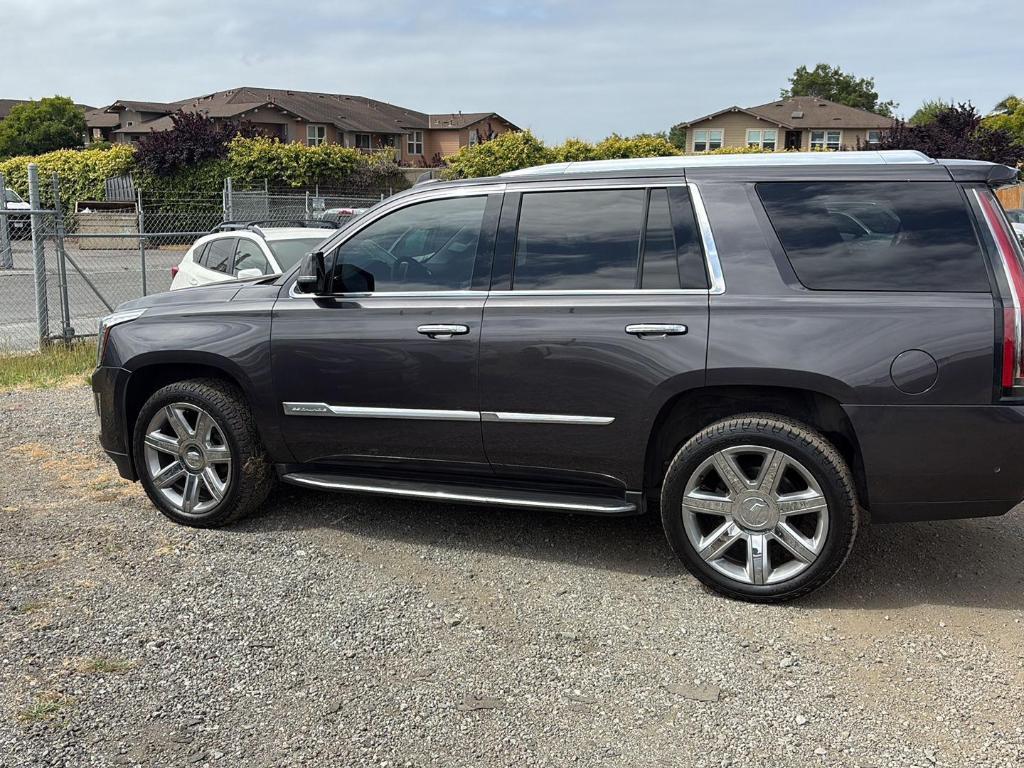 used 2017 Cadillac Escalade car, priced at $34,980