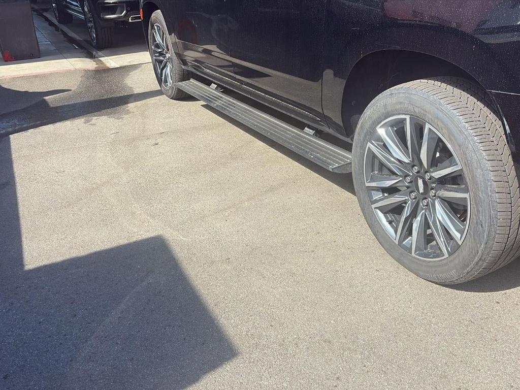 used 2021 Cadillac Escalade ESV car, priced at $51,980