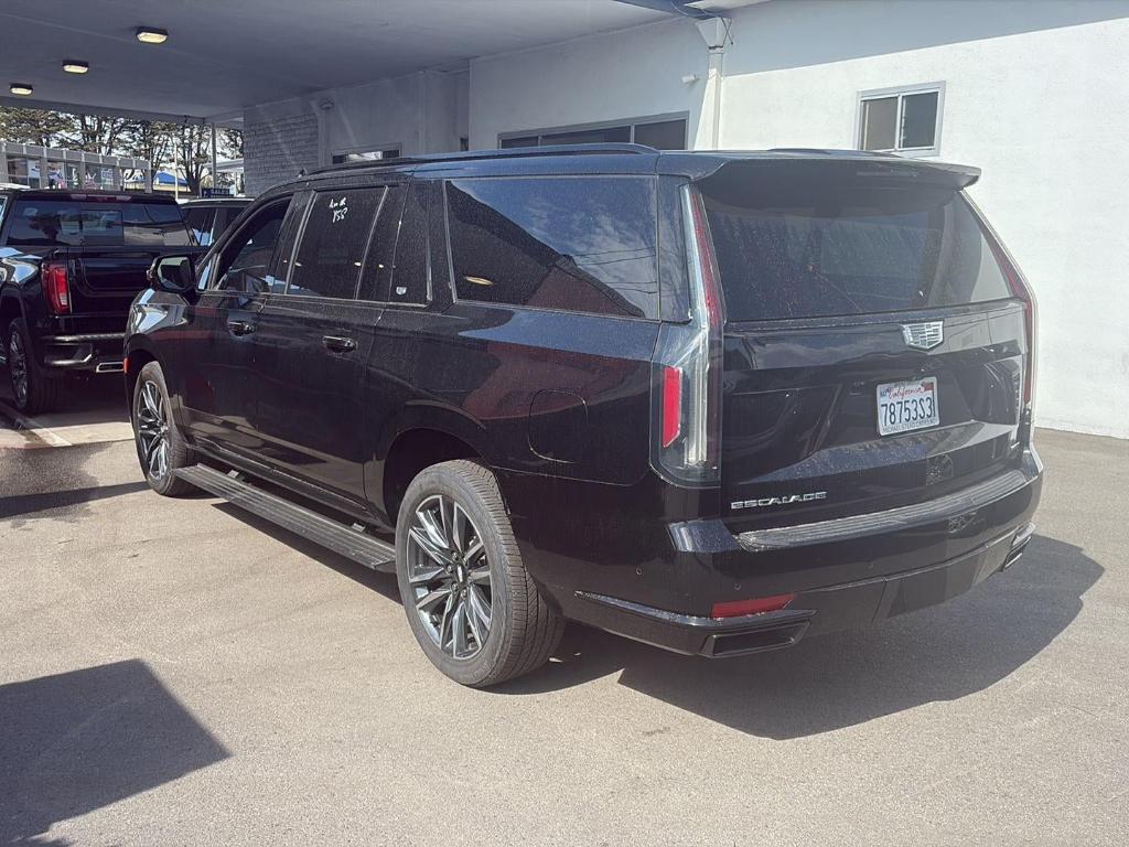 used 2021 Cadillac Escalade ESV car, priced at $51,980