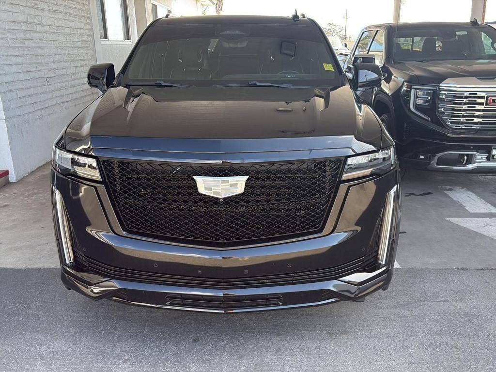 used 2021 Cadillac Escalade ESV car, priced at $51,980
