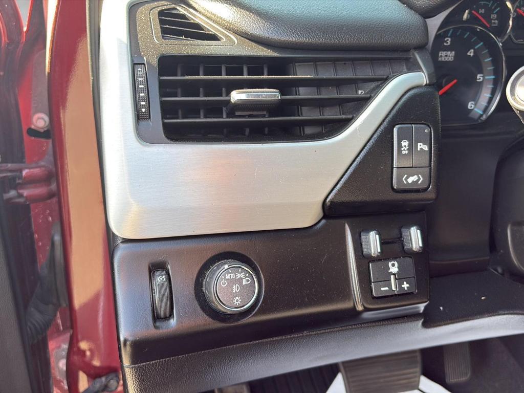 used 2020 GMC Yukon car, priced at $26,980