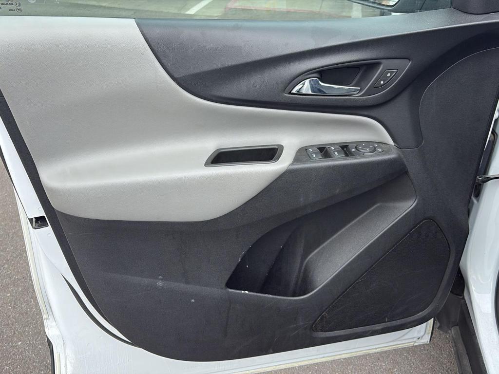 used 2022 Chevrolet Equinox car, priced at $18,980