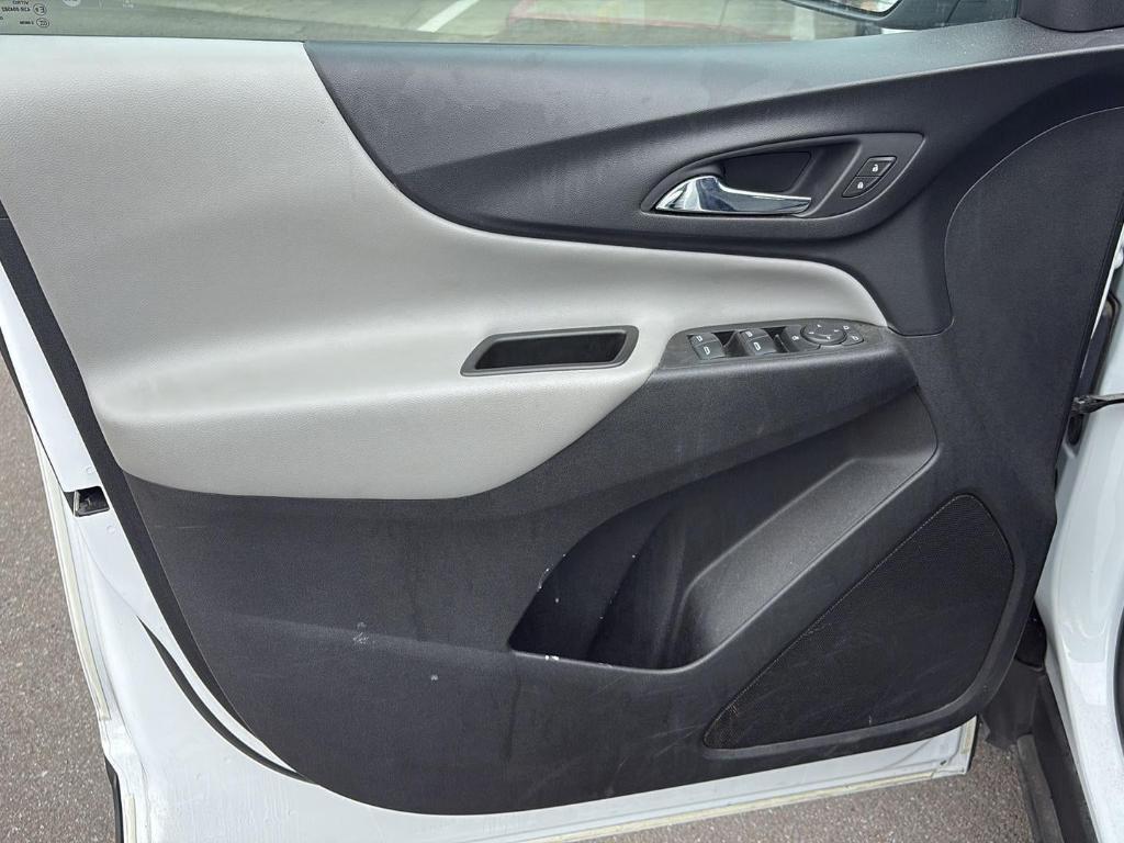 used 2022 Chevrolet Equinox car, priced at $16,980