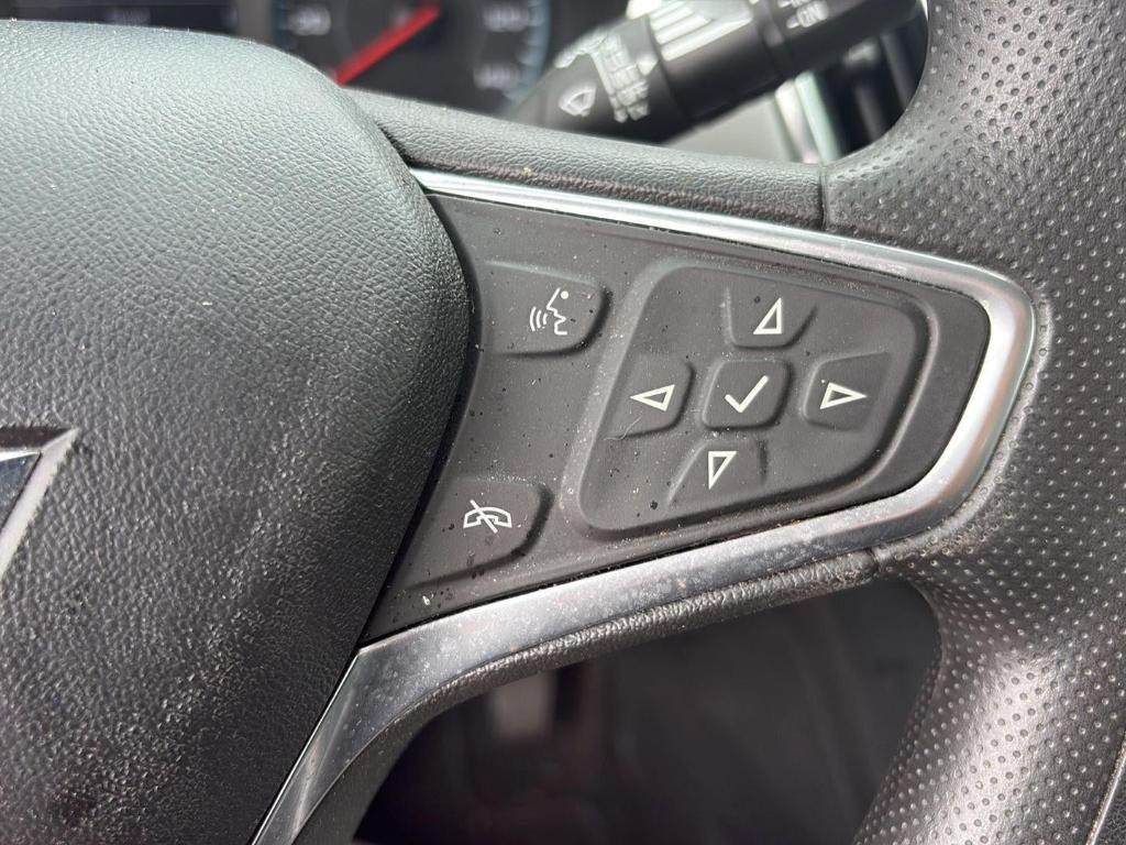 used 2022 Chevrolet Equinox car, priced at $16,980