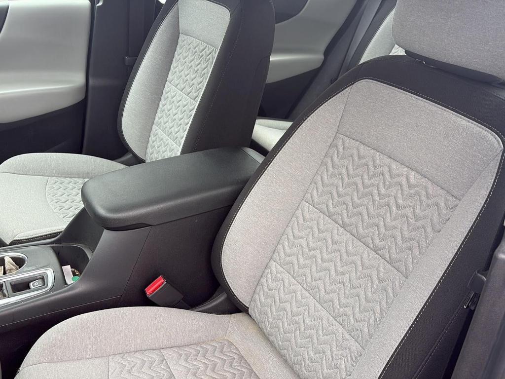 used 2022 Chevrolet Equinox car, priced at $16,980