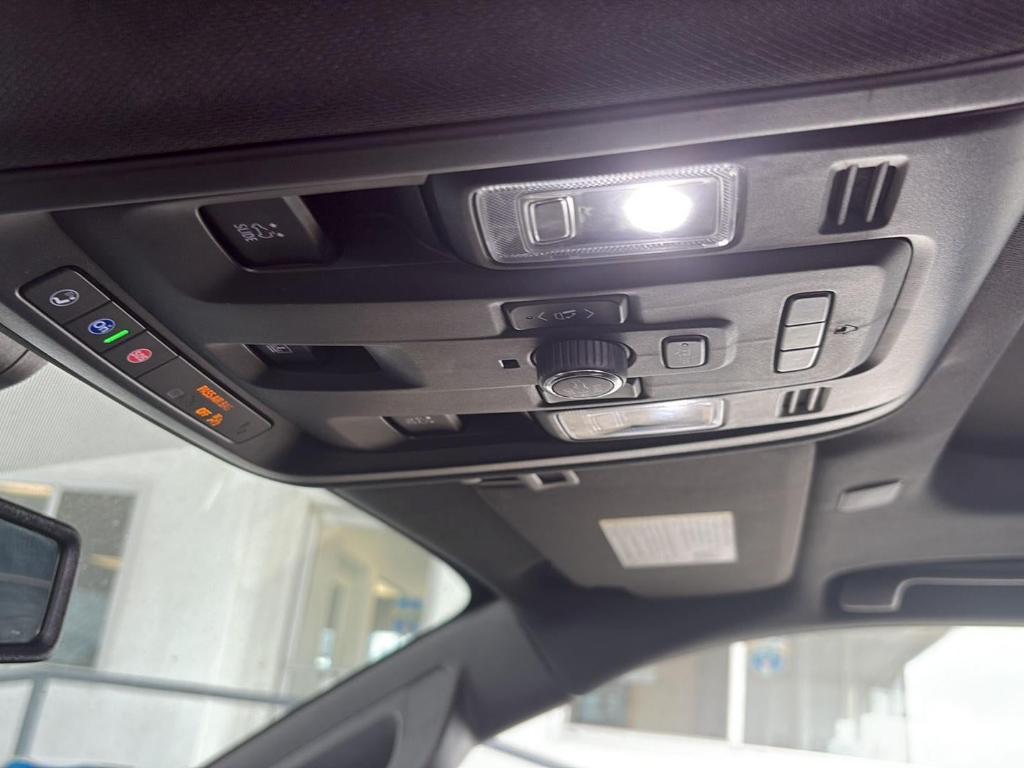 used 2021 GMC Yukon car, priced at $44,940