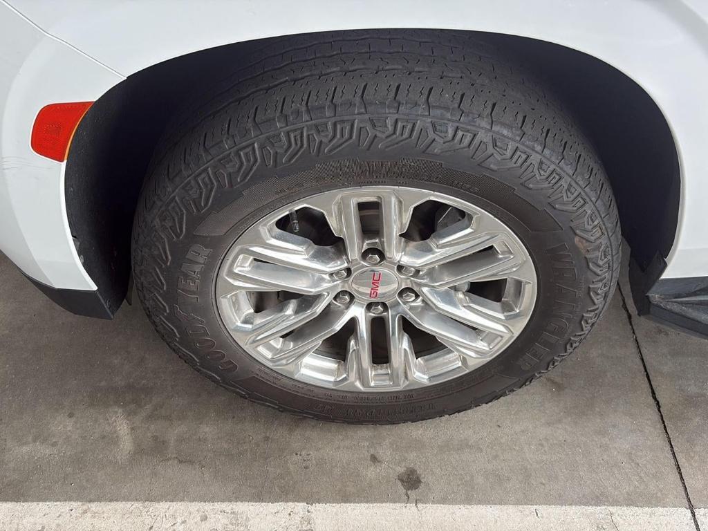 used 2021 GMC Yukon car, priced at $44,940