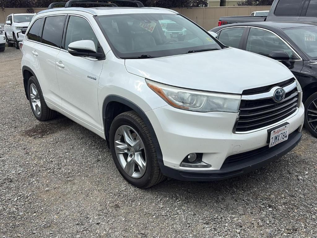 used 2015 Toyota Highlander Hybrid car, priced at $21,920