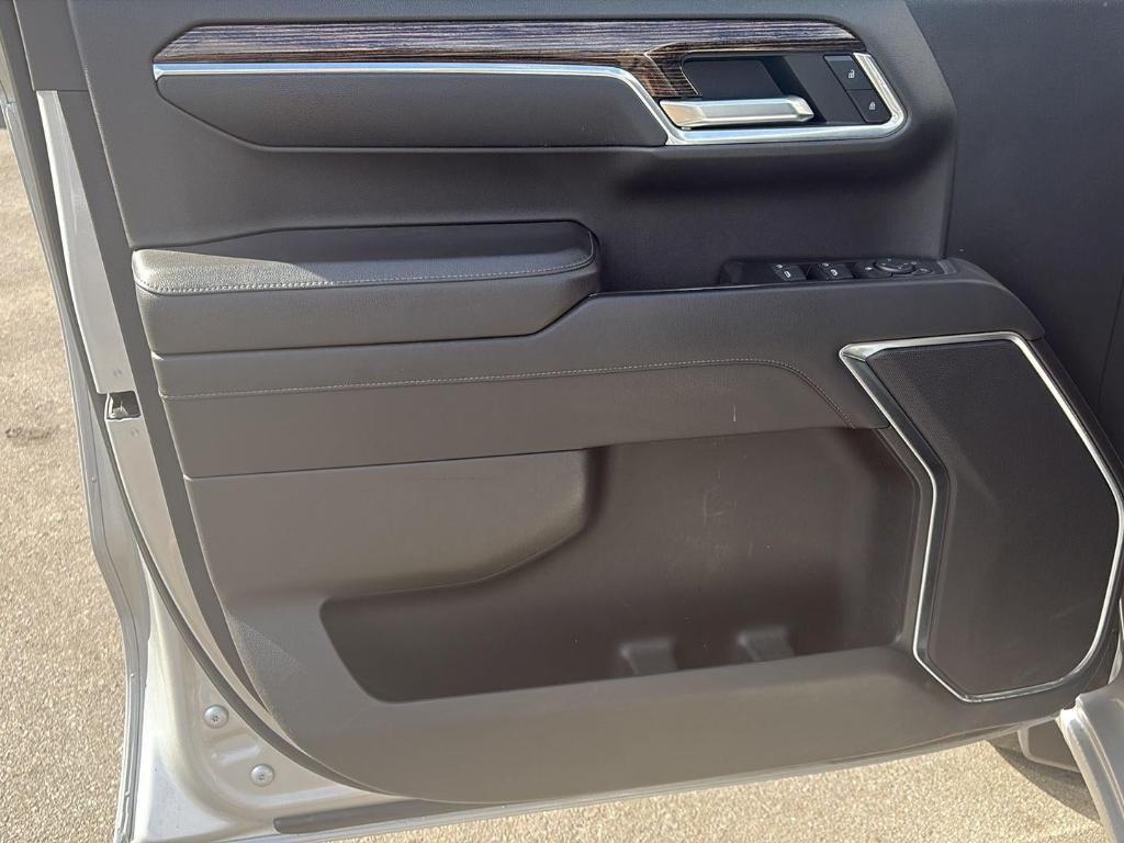 used 2022 GMC Sierra 1500 car, priced at $36,980