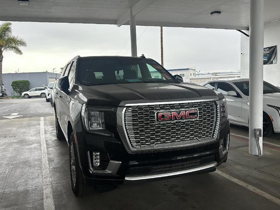 used 2023 GMC Yukon XL car, priced at $69,980