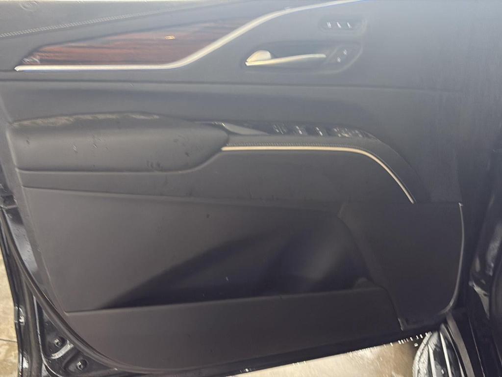 used 2022 Cadillac Escalade ESV car, priced at $54,980