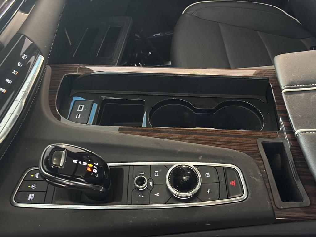 used 2022 Cadillac Escalade ESV car, priced at $54,980