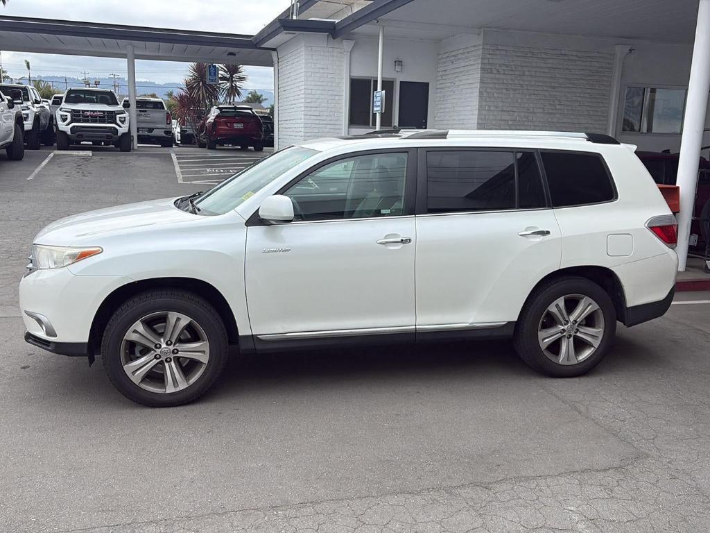 used 2012 Toyota Highlander car, priced at $12,680