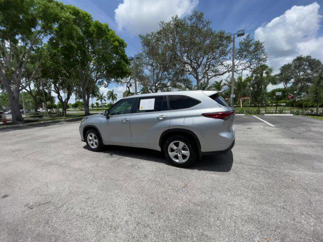 used 2023 Toyota Highlander car, priced at $33,305