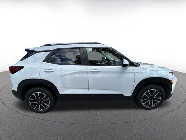 used 2025 Chevrolet TrailBlazer car, priced at $22,736