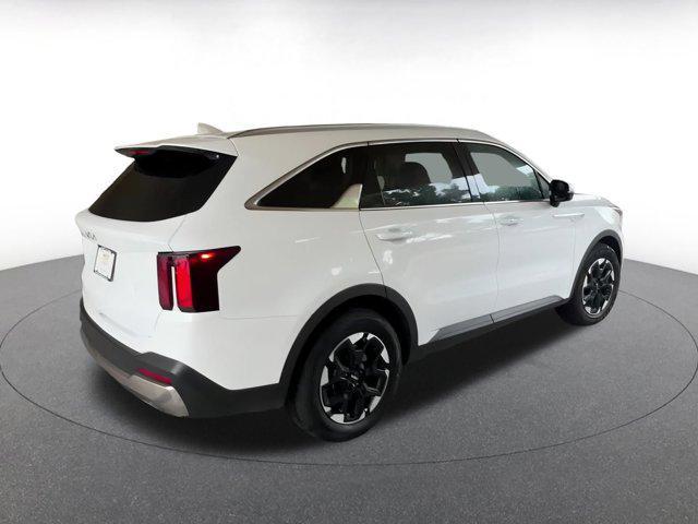 used 2024 Kia Sorento car, priced at $26,214