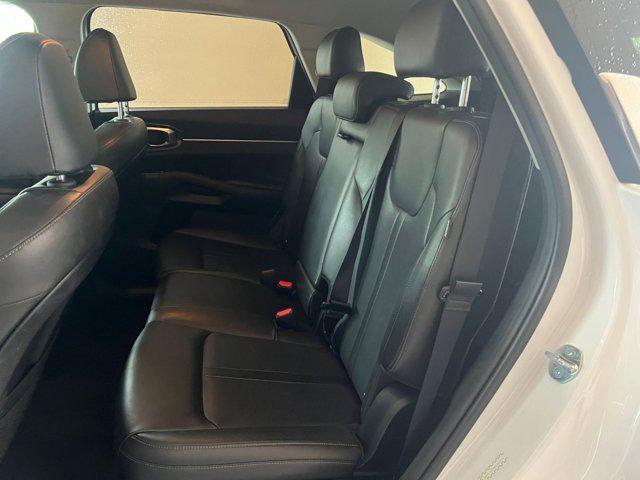 used 2024 Kia Sorento car, priced at $26,214