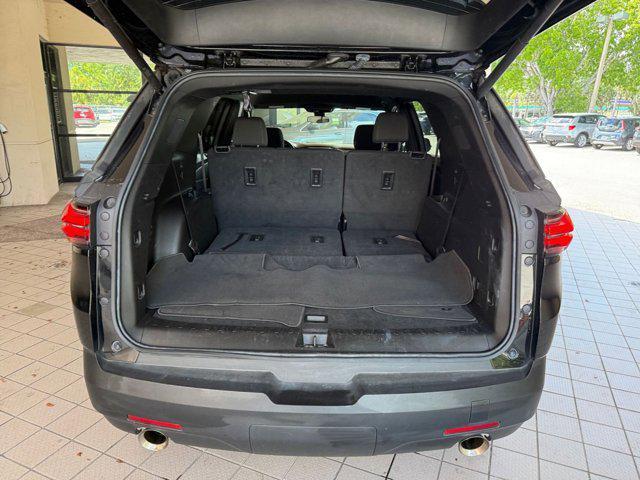 used 2023 Chevrolet Traverse car, priced at $27,110