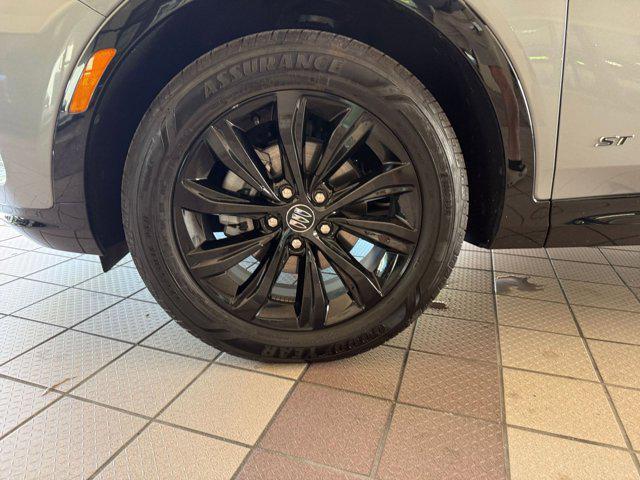 used 2025 Buick Envista car, priced at $25,724