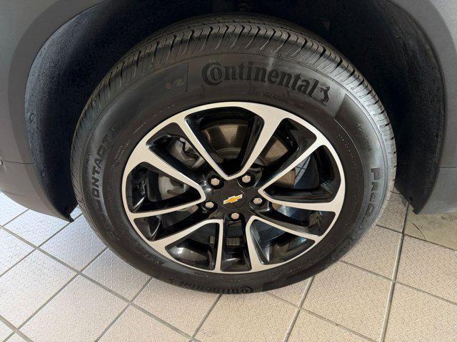 used 2025 Chevrolet TrailBlazer car, priced at $23,253