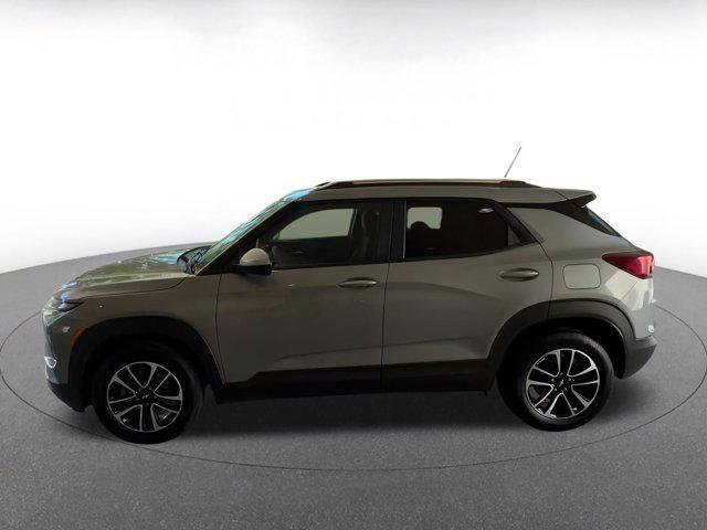 used 2025 Chevrolet TrailBlazer car, priced at $23,253