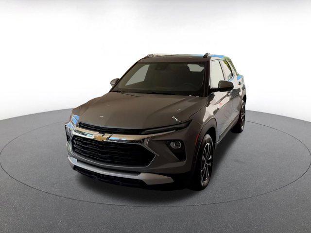 used 2025 Chevrolet TrailBlazer car, priced at $23,253