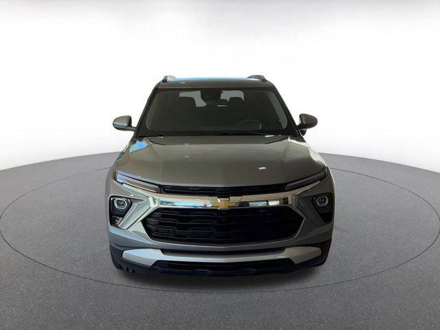 used 2025 Chevrolet TrailBlazer car, priced at $23,253