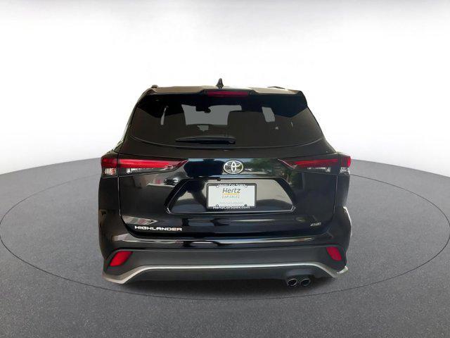 used 2024 Toyota Highlander car, priced at $46,790