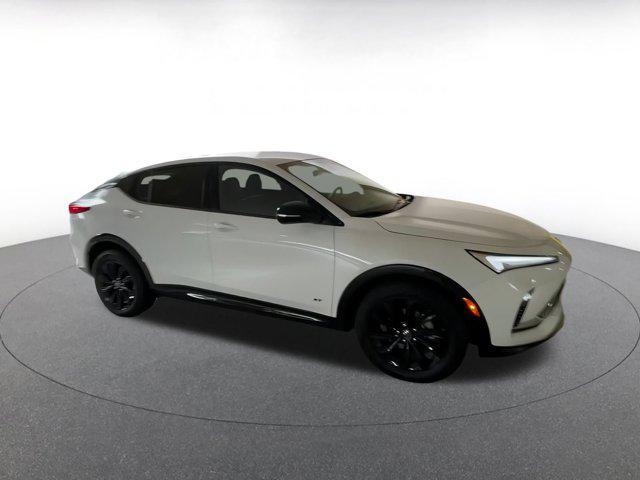 used 2025 Buick Envista car, priced at $25,604