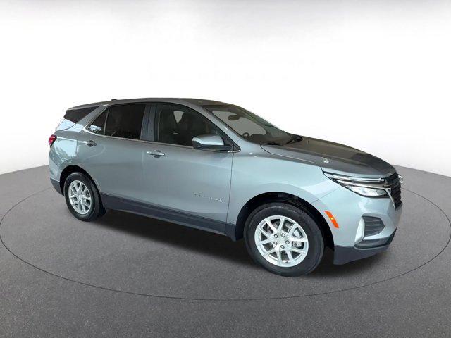 used 2024 Chevrolet Equinox car, priced at $22,780