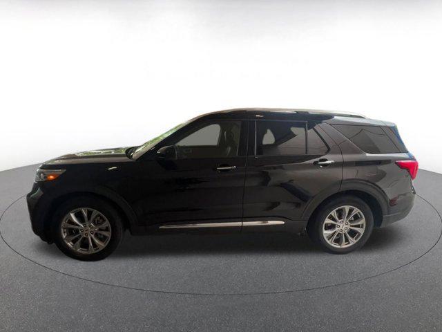 used 2024 Ford Explorer car, priced at $29,995