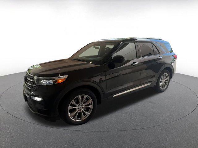 used 2024 Ford Explorer car, priced at $29,995