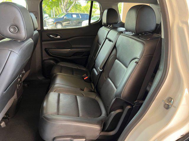 used 2023 GMC Acadia car, priced at $23,358