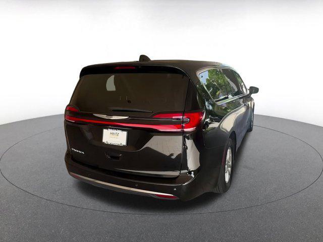 used 2024 Chrysler Pacifica car, priced at $30,294