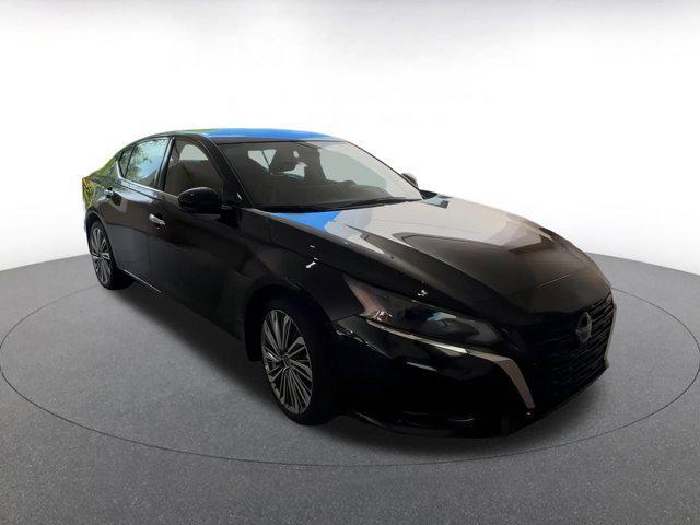 used 2024 Nissan Altima car, priced at $25,019