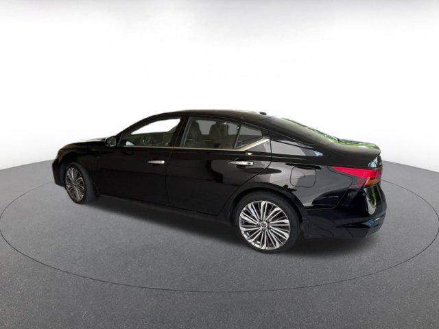 used 2024 Nissan Altima car, priced at $25,019