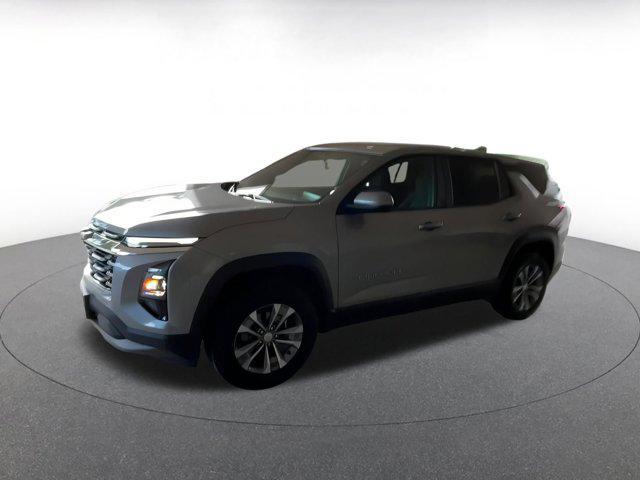 used 2025 Chevrolet Equinox car, priced at $23,721