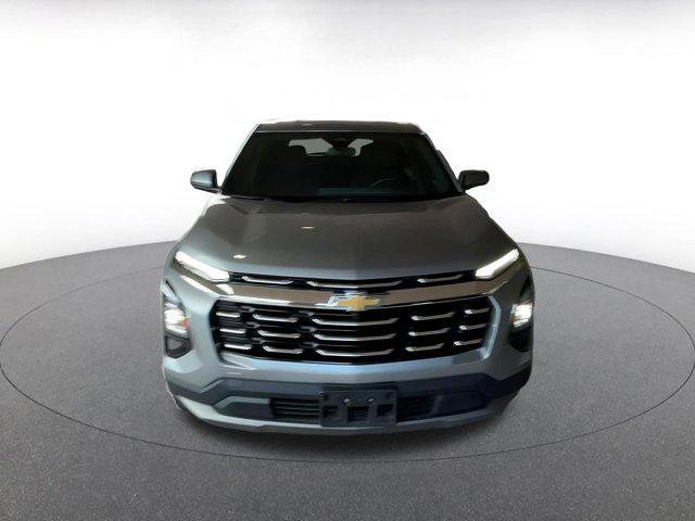 used 2025 Chevrolet Equinox car, priced at $23,721