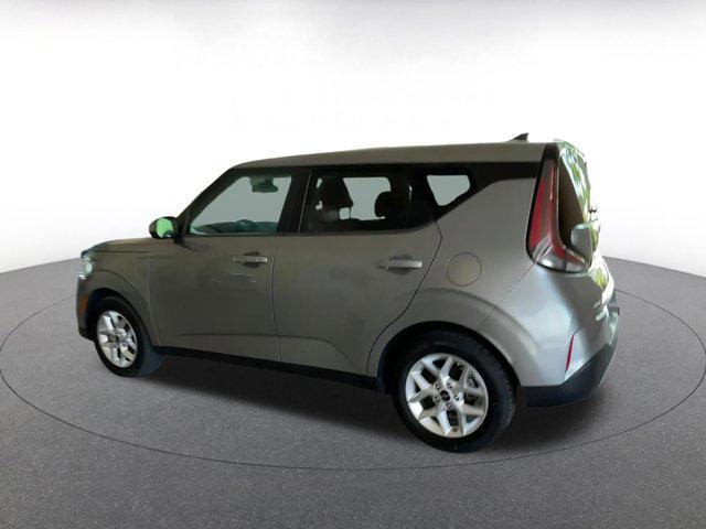 used 2024 Kia Soul car, priced at $15,661