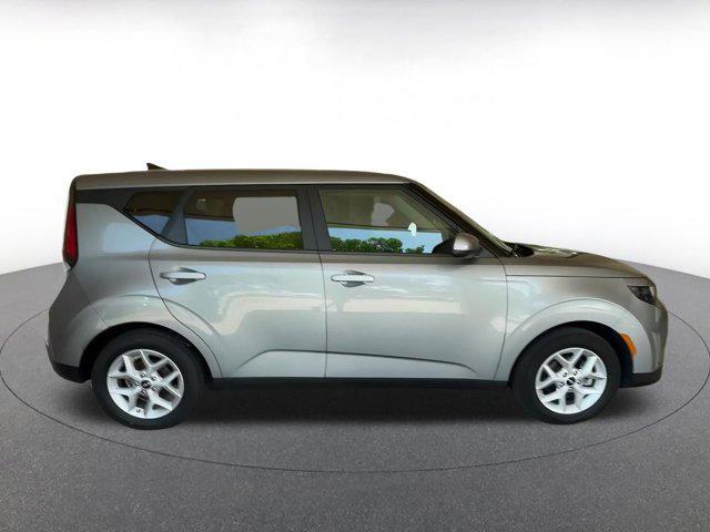 used 2024 Kia Soul car, priced at $15,661