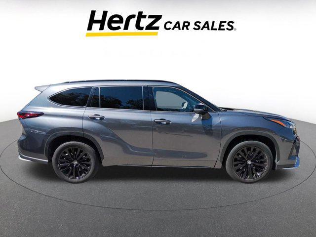 used 2024 Toyota Highlander car, priced at $42,798