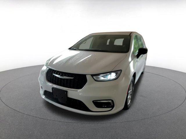 used 2024 Chrysler Pacifica car, priced at $30,600