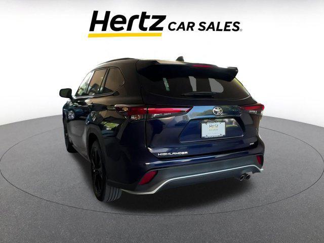 used 2024 Toyota Highlander car, priced at $43,073