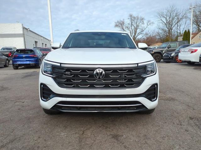 new 2024 Volkswagen Atlas Cross Sport car, priced at $45,196