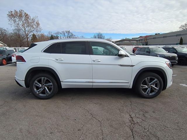 new 2024 Volkswagen Atlas Cross Sport car, priced at $45,196