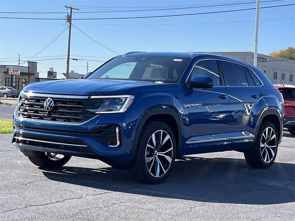 new 2025 Volkswagen Atlas Cross Sport car, priced at $49,262
