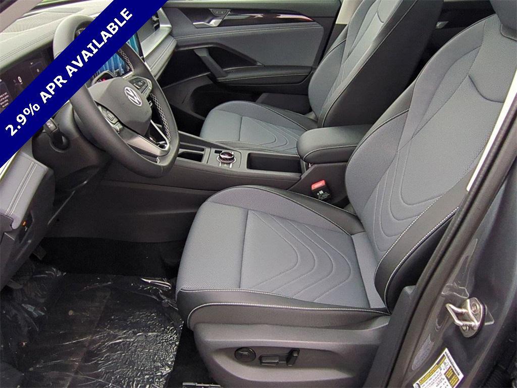 new 2025 Volkswagen Tiguan car, priced at $35,270