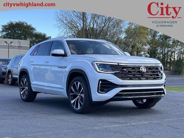 new 2025 Volkswagen Atlas Cross Sport car, priced at $55,071