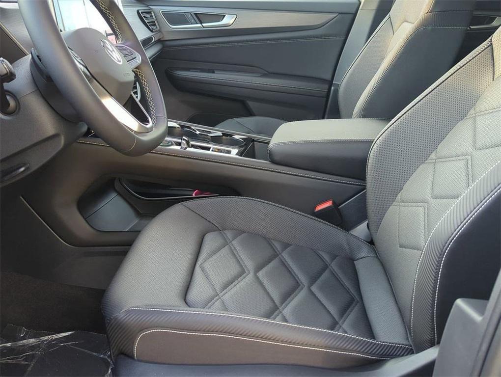 new 2026 Volkswagen Atlas Cross Sport car, priced at $47,394